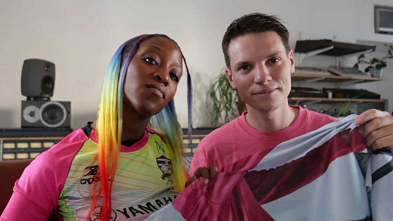 MOESHA 13 w/ LION'S DRUMS