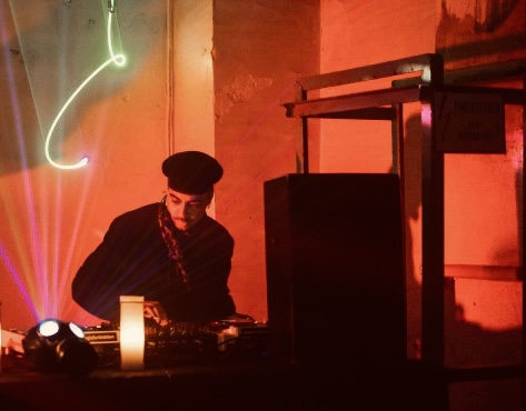 The Lunacy of Flowers w/ Dave ID