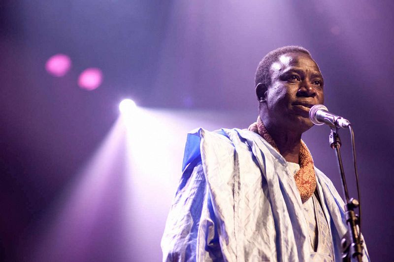 Labour - Thione Seck Tribute