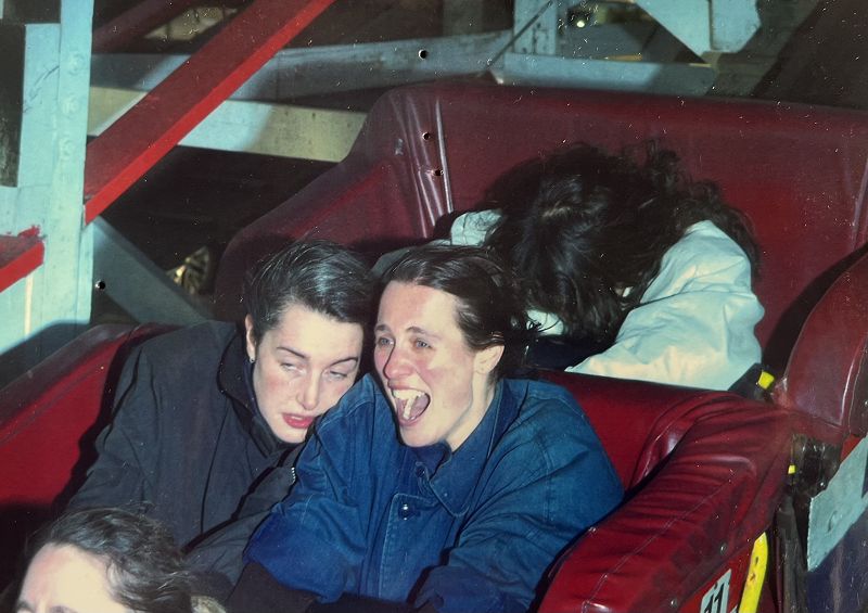 THE CURVE OF JOY W/ MAMMY FINGERS