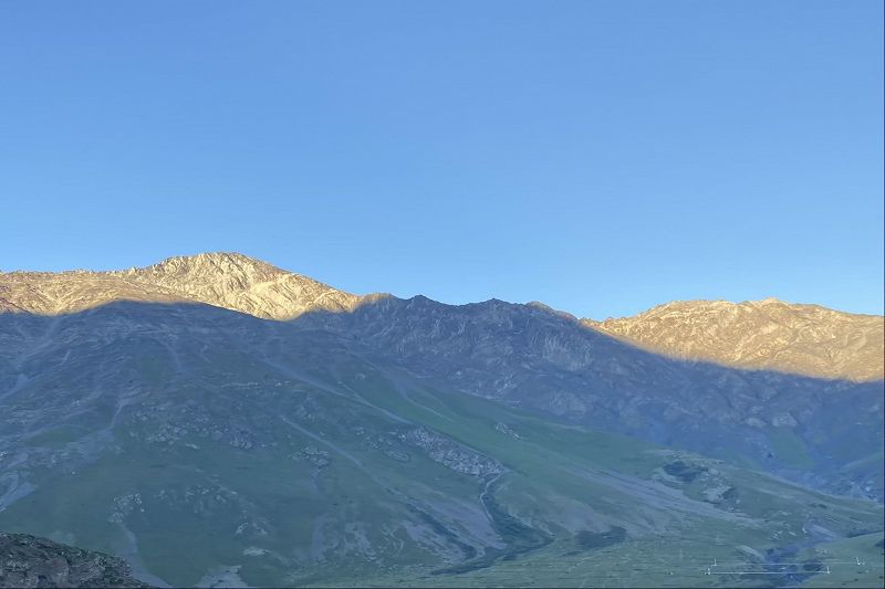 Halfie Listens w/ Anushka Chkheidze