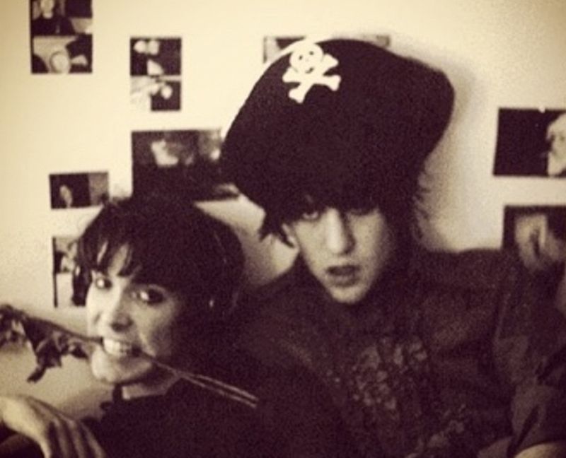 Idle Hands w/ Zane Landreth