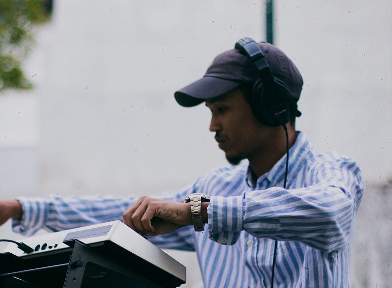 Equiknoxx w/ Time Cow