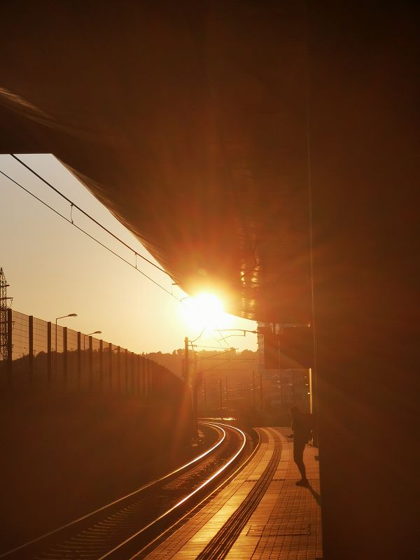 Moving Interstices w/ N'kaes