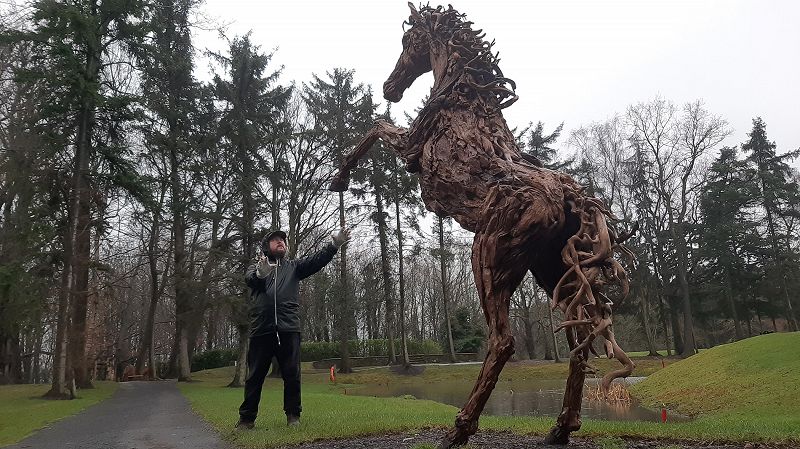 Delight Is Right w/ Richard Dawson