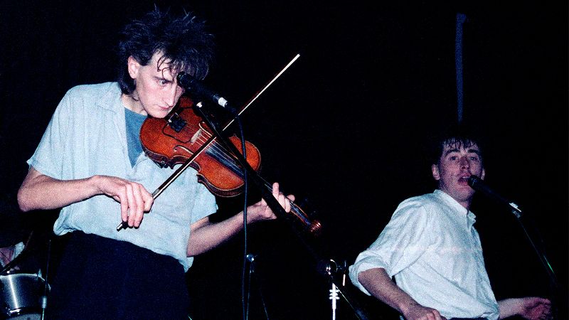 Ffurf Wahanol w/ Fragments in Wax