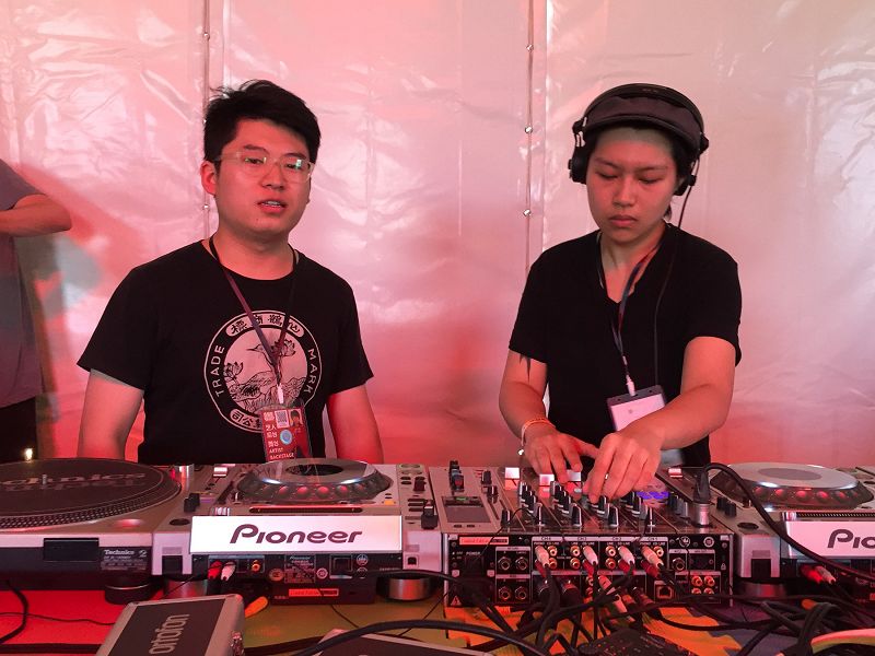 Diamond Lil & Finascia