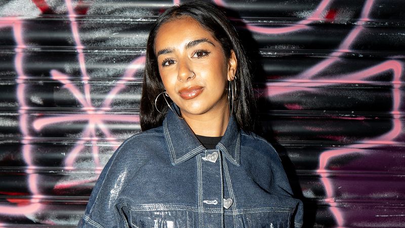 NTS x BERSHKA MANCHESTER: harpriya