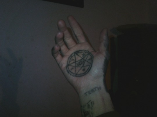SCRYING w/ KAVARI