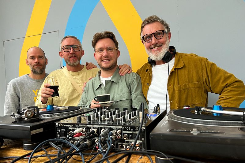 The One Glove Breakfast Show w/ Macca, Kwinzola, Mr Jonze & Andy Gibney