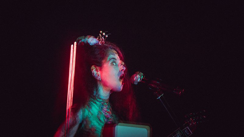 Zel Zele - Theremin special w/ Veronik