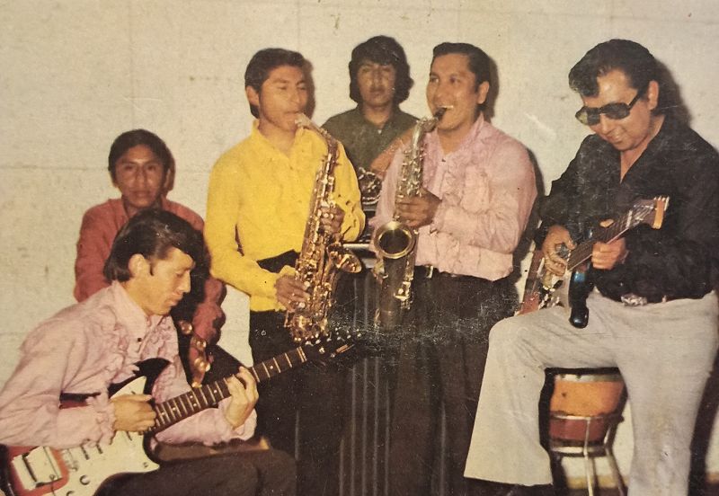 El Humo Mundial con Sonido Martines