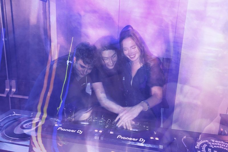 Mrs. Fingers Presents: All My Friends