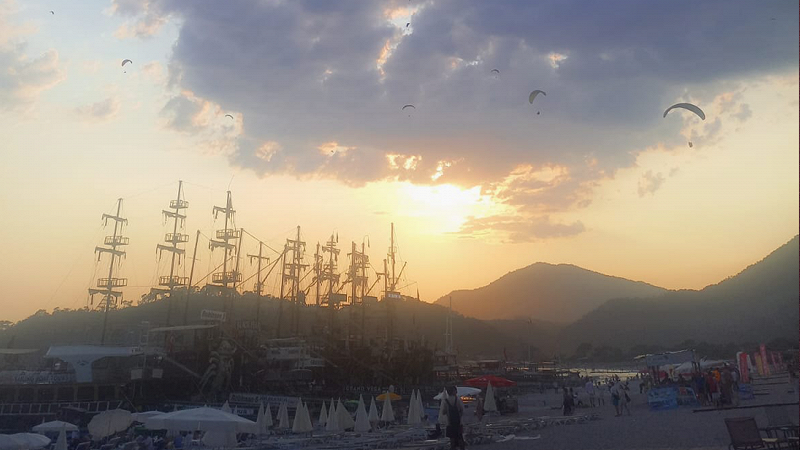 Body Motion w/ Bossman Wines