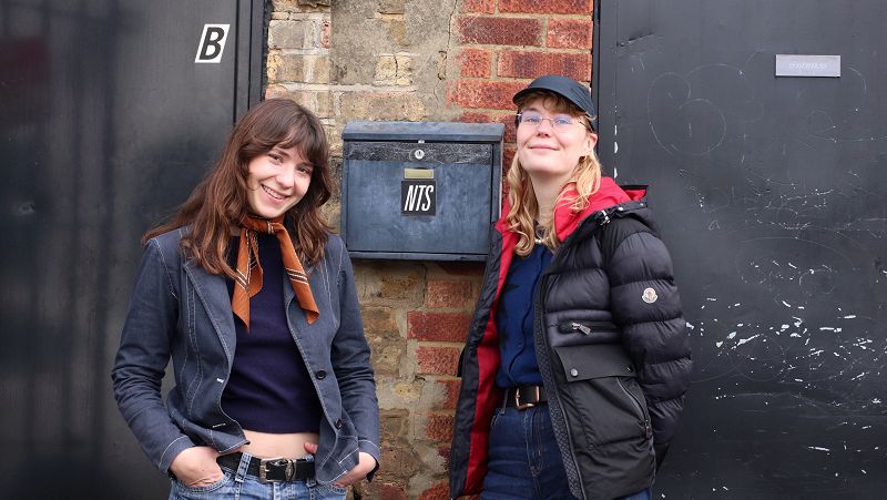 DK Tunes w/ Astrid & Agnete