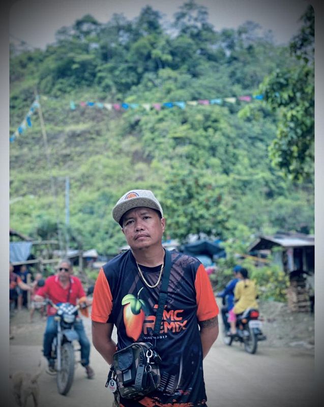 Budots World w/ DJ Ericnem