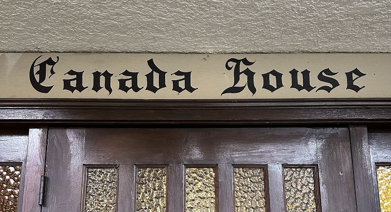 PENDER STREET STEPPERS w/ DJ D.Dee