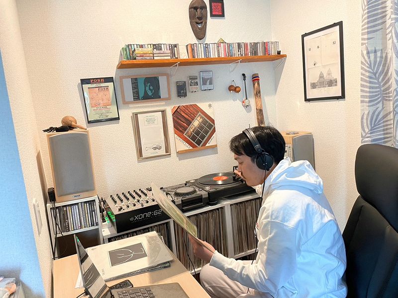 Fergus Clark w/ Galapagos Records