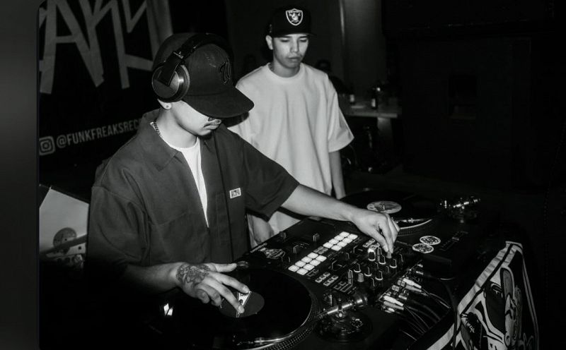 Funk Freaks Radio w/ DJ ZEE & DOUGH BOY 