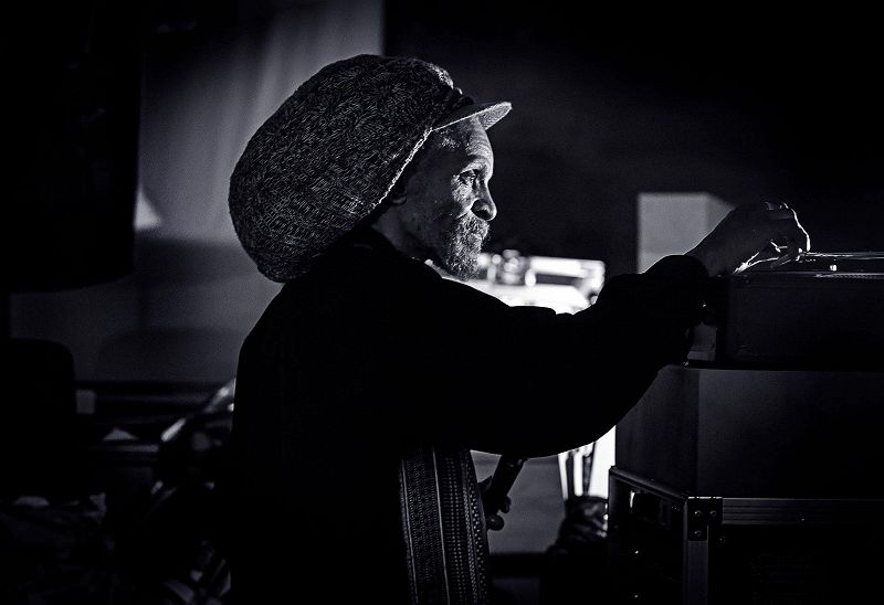 Colours w/ Kamelion Crying Hands - Jah Shaka Sound System in Kensal Rise 1990