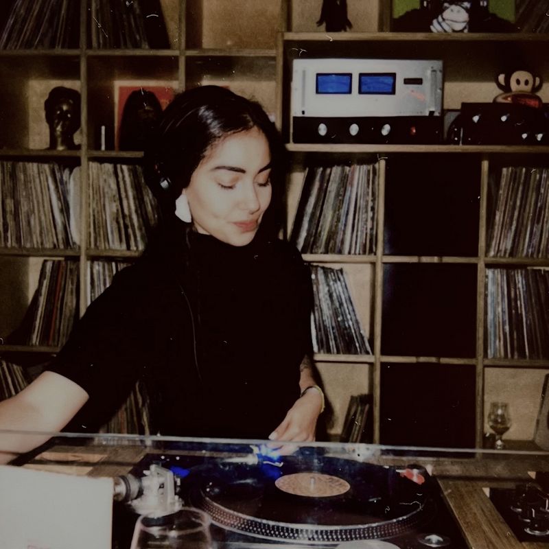 Insolar w/ Cami Layé Okún 