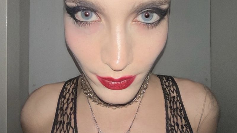 Intearnetadio w/ LYZZA & VAL