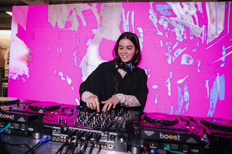 NTS X BERSHKA LISBON: KING KAMI