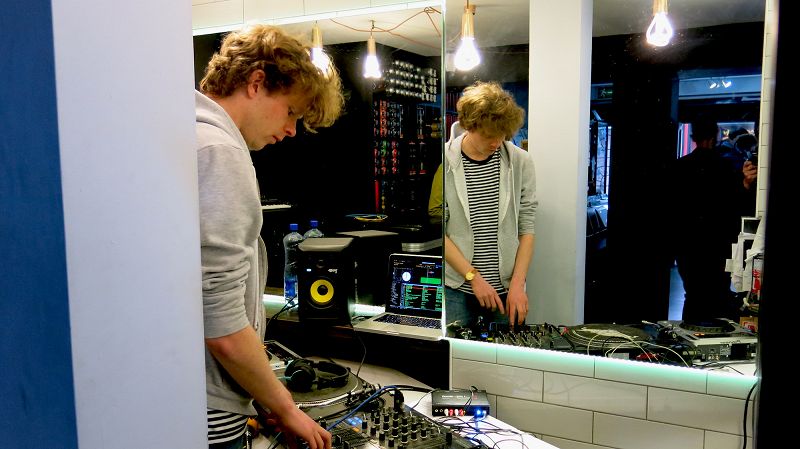 Sias - Live From Dublin