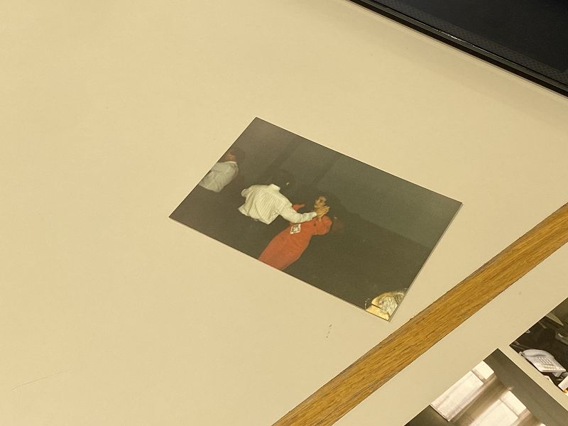 Phambinho - đôi mắt như giăng một màn sương lạnh