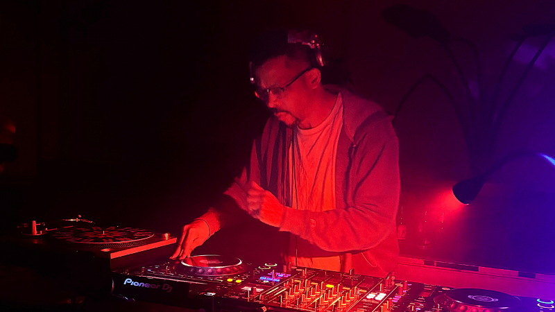 The Kronicles w/ DJ Amir