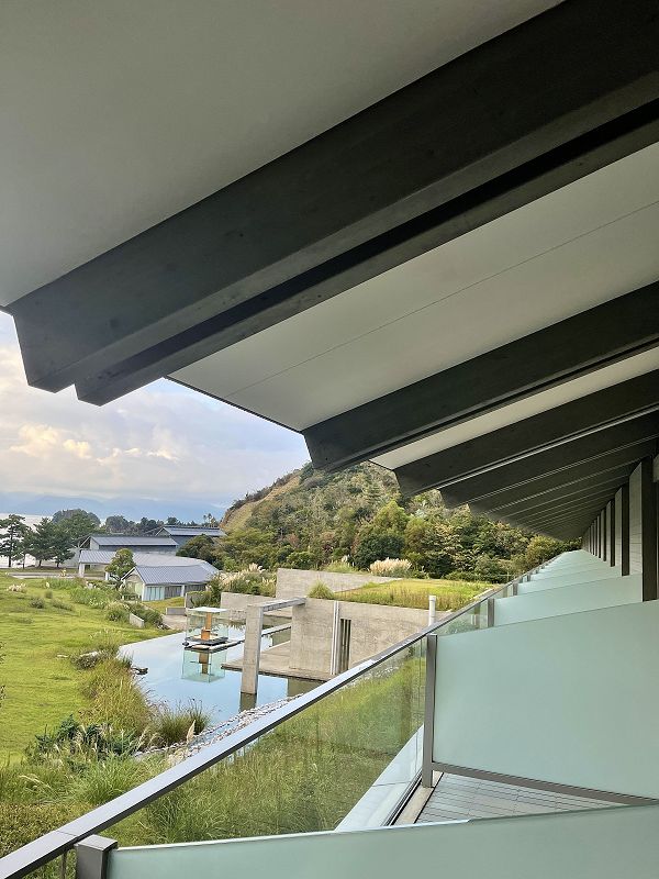 Sacred Pools w/ TOSHIKI OHTA