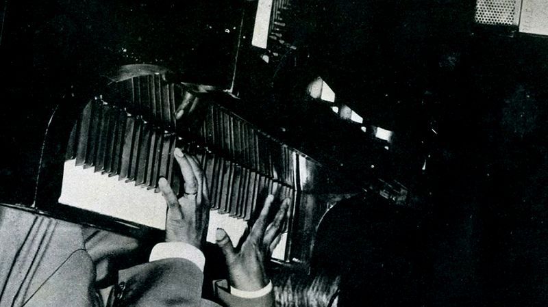 Realistik Radio w/ Cindy Lee