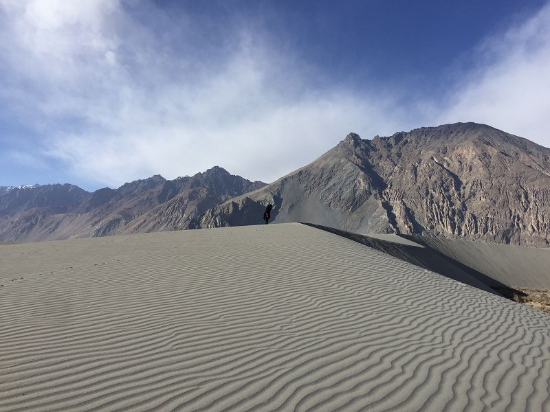 Between two dreams w/ Malek