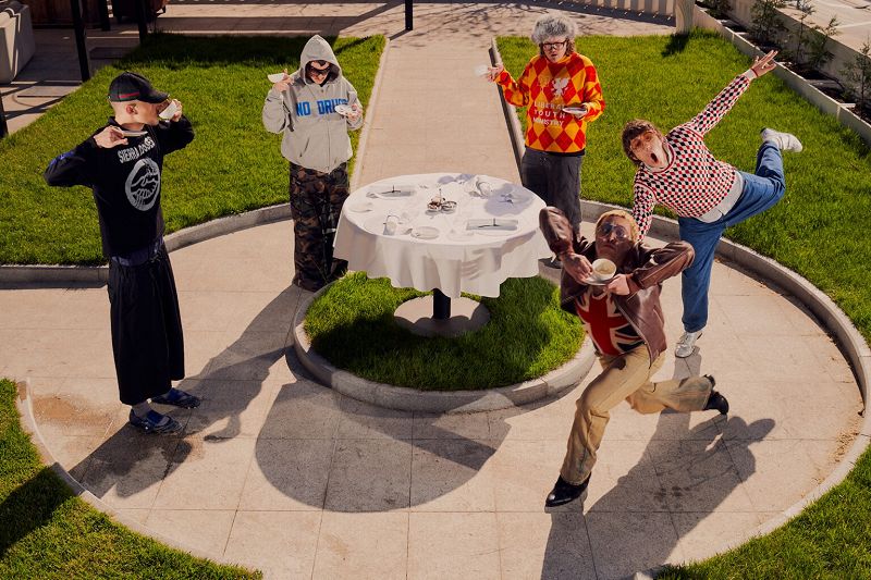 rusia-idk w/ TRISTÁN