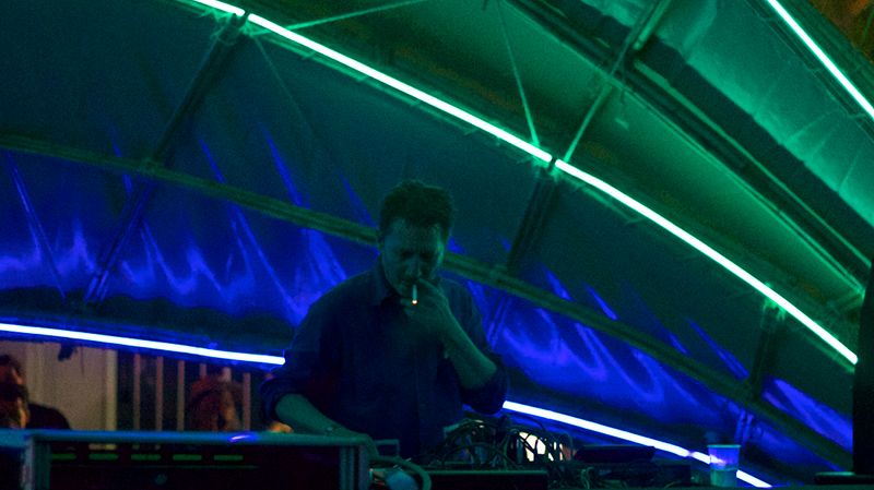 Tolouse Low Trax (Live From Primavera Sound)