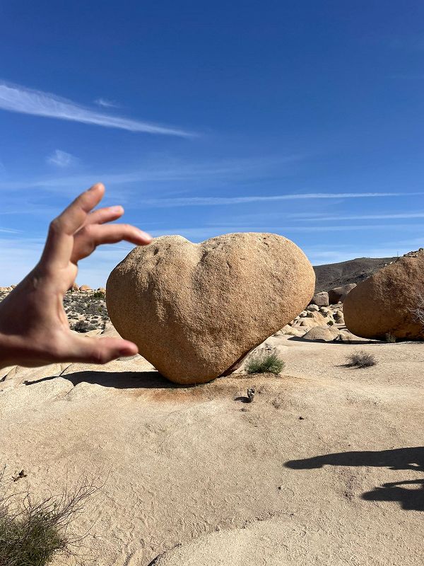 HE4RTBROKEN w/ LIYO & JORN