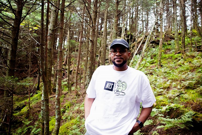 Tuesday Trips w/ Alec Lomami