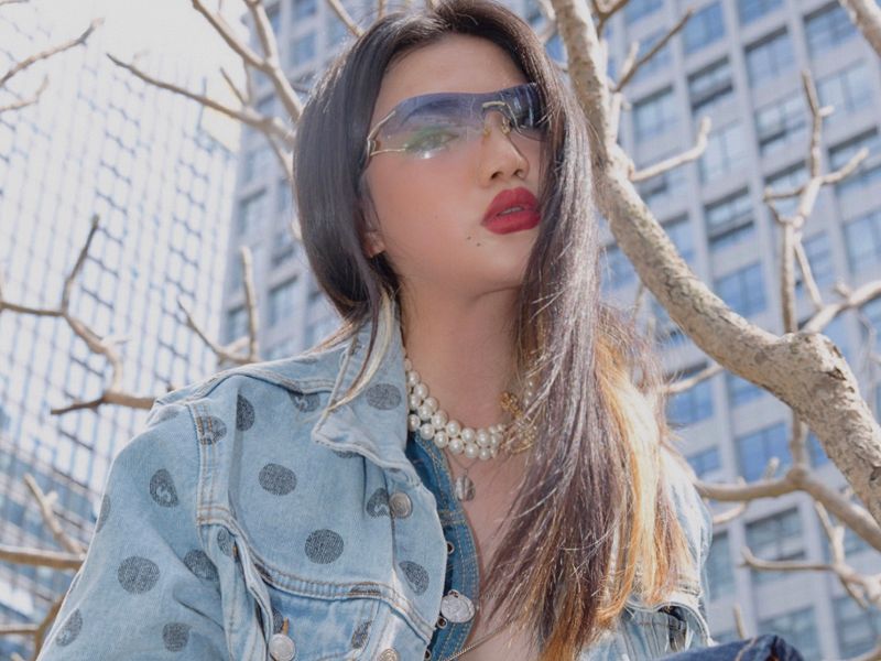 Live From Shanghai - Warmchainss