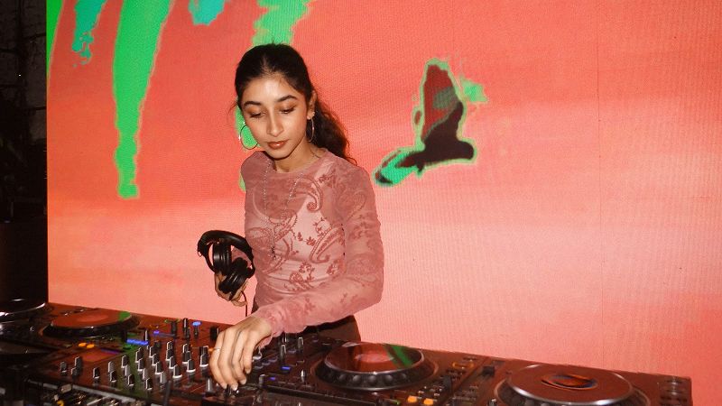 NTS x BERSHKA MUMBAI: KHXDEEJ