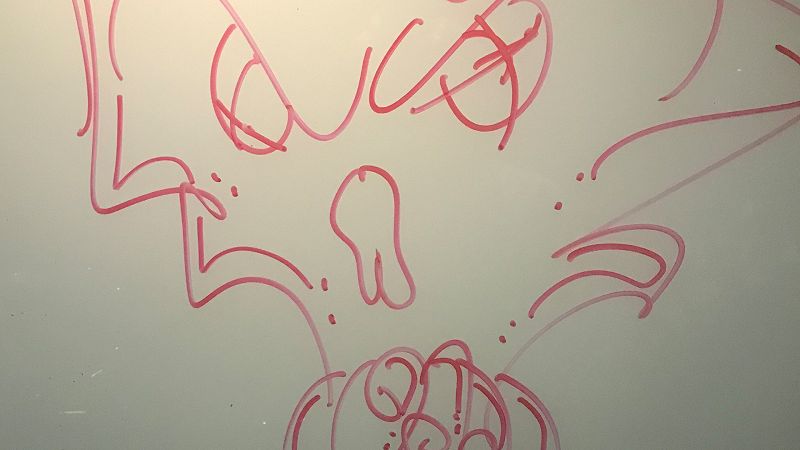 SKYAPNEA w/ Big Hands