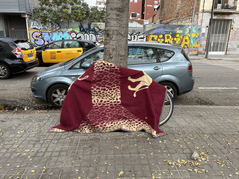 sidewalk symphony w/ hanka