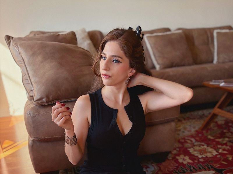 btwn Earth+Sky: Lara Sarkissian