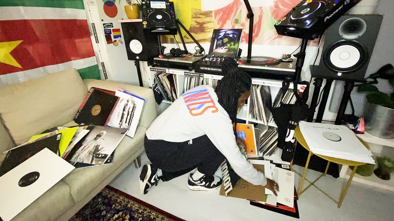 United Identities w/ Carista