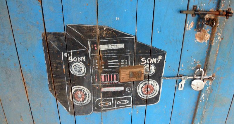 Malawian Crash Mixtape w/ Owls Are Not